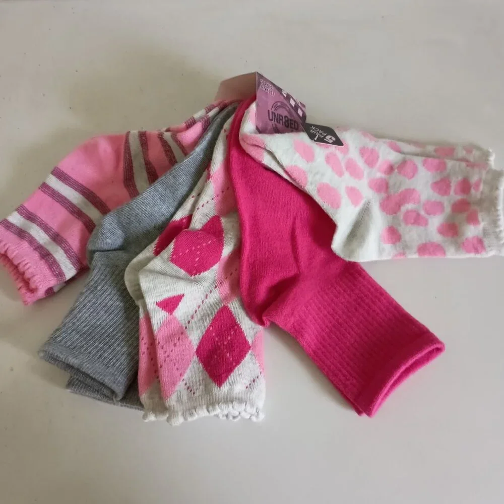 NWT Unr8ed 5 pairs preppy pink anklet socks fits shoe size 4-10.5